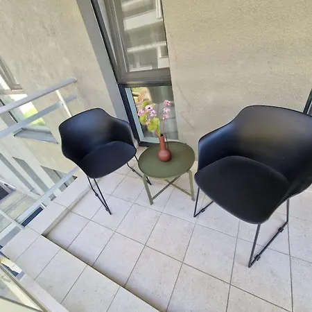 Apartament Bright Large 2br Apt With An Emperor-size Bed *