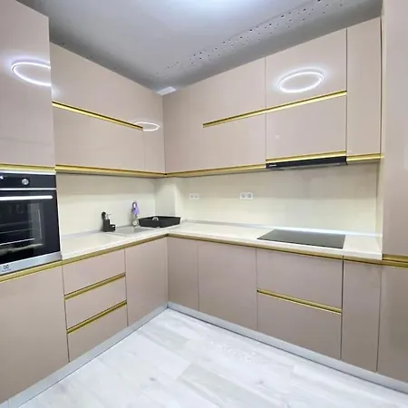Apartman Bright Large 2br Apt With An Emperor-size Bed